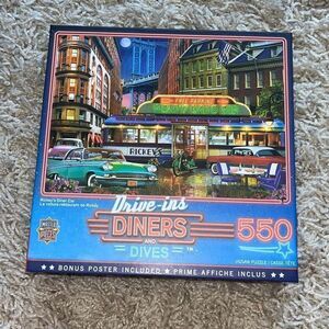 New Masterpieces Drive-Ins, Diners & Dives - Rickey's Diner Car 550 Piece Puzzle